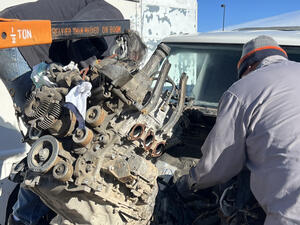 Mobile mechanic near me. Emergency roadside mechanic. Towing services Farmington, Bloomfield, Aztec NM. On-site car repair Shiprock and Kirtland NM